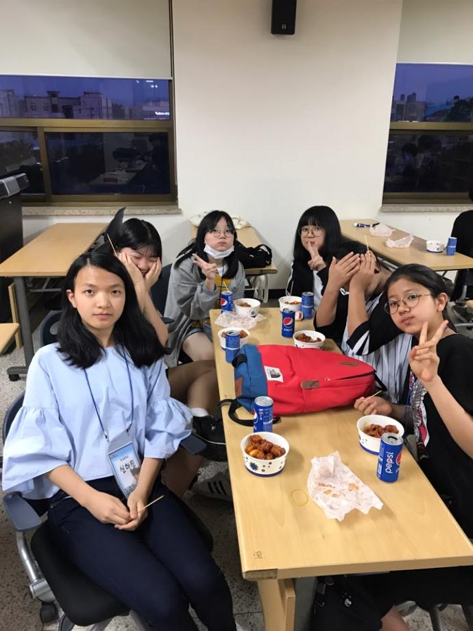 썸네일 사진