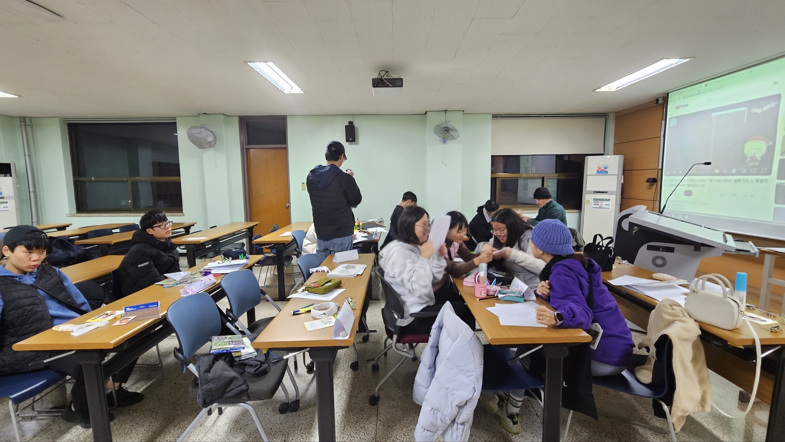 썸네일 사진