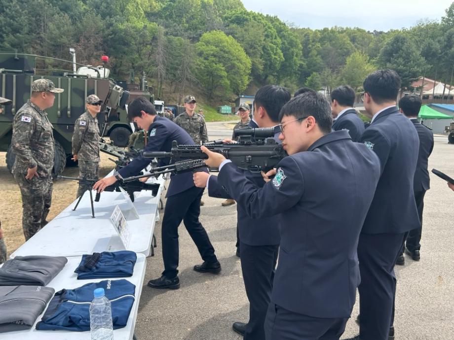 썸네일 사진
